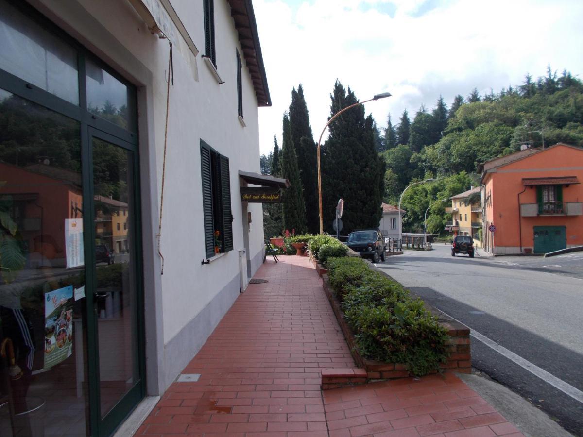La Vecchia Locanda Castelnuovo di Val di Cecina Exterior foto
