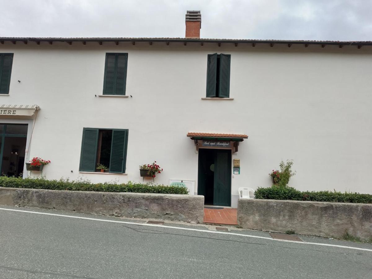 La Vecchia Locanda Castelnuovo di Val di Cecina Exterior foto
